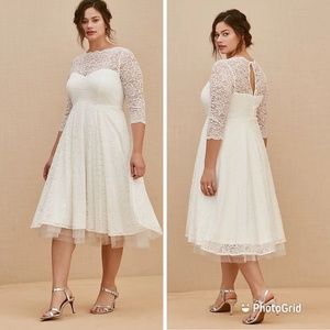 Torrid Ivory Tea-Length Wedding Dress - Size 12